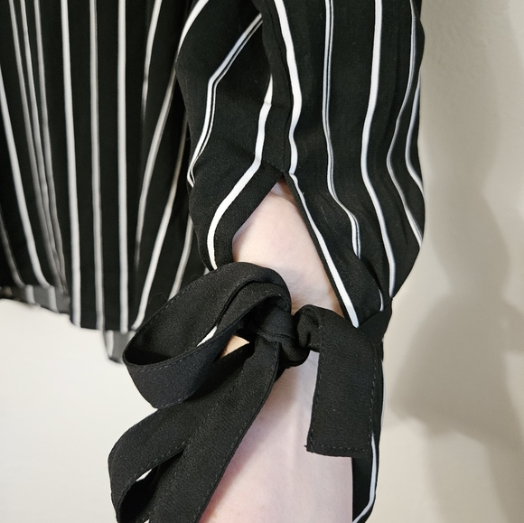 Dalia Black and White Vertical Pin Stripe Top with Bell Sleeves - Picture 3 of 6